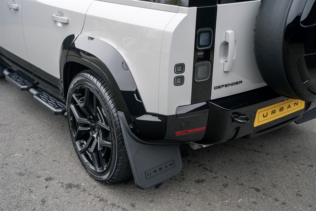 Used Land Rover Defender 110 2026 for sale - 77910080: Photo 15