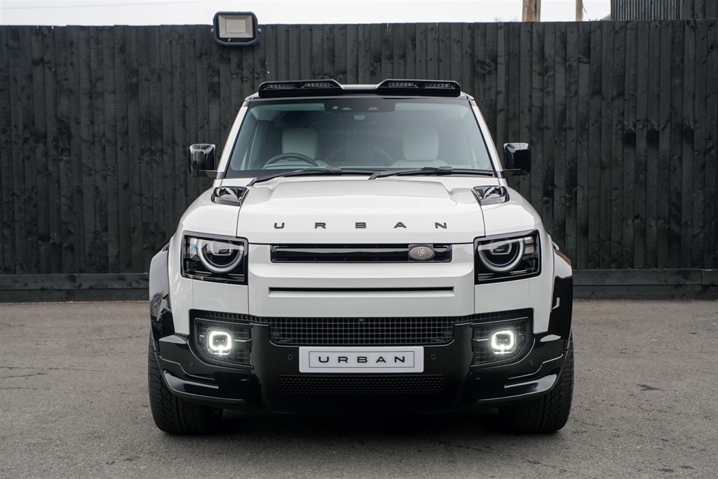 Used Land Rover Defender 110 2026 for sale - 77910080: Photo 2