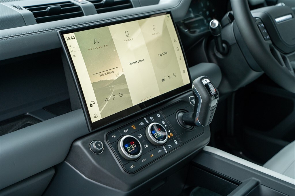 Used Land Rover Defender 110 2026 for sale - 77910080: Photo 22