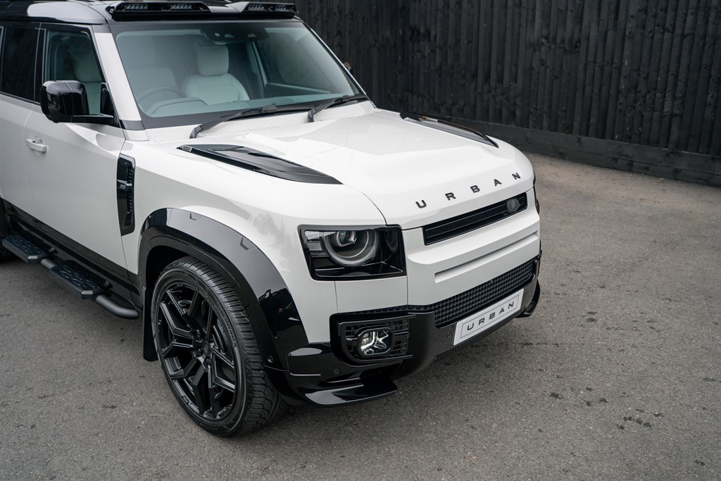 Used Land Rover Defender 110 2026 for sale - 77910080: Photo 9