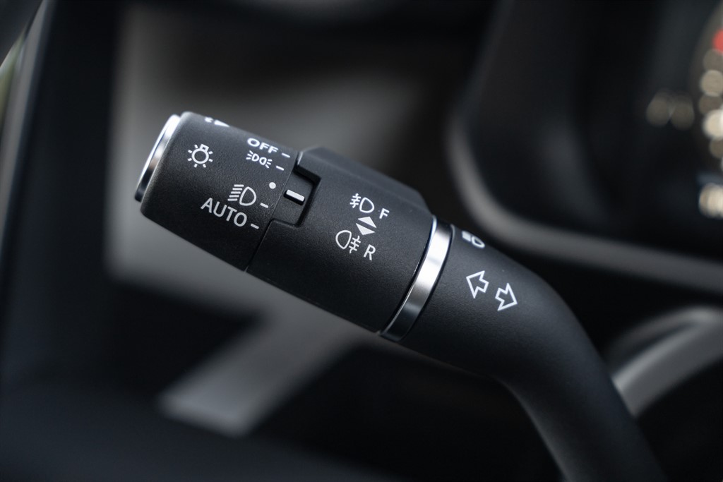 Used Land Rover Defender 110 2026 for sale - 78212167: Photo 43