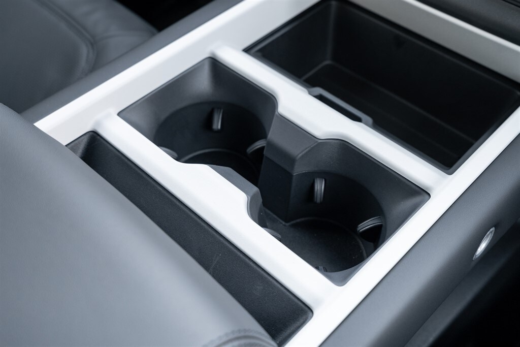 Used Land Rover Defender 110 2026 for sale - 78212167: Photo 52