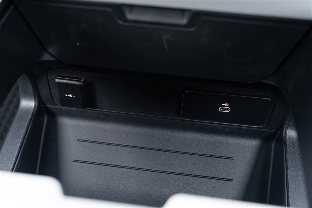 Used Land Rover Defender 110 2026 for sale - 78212167: Photo 54