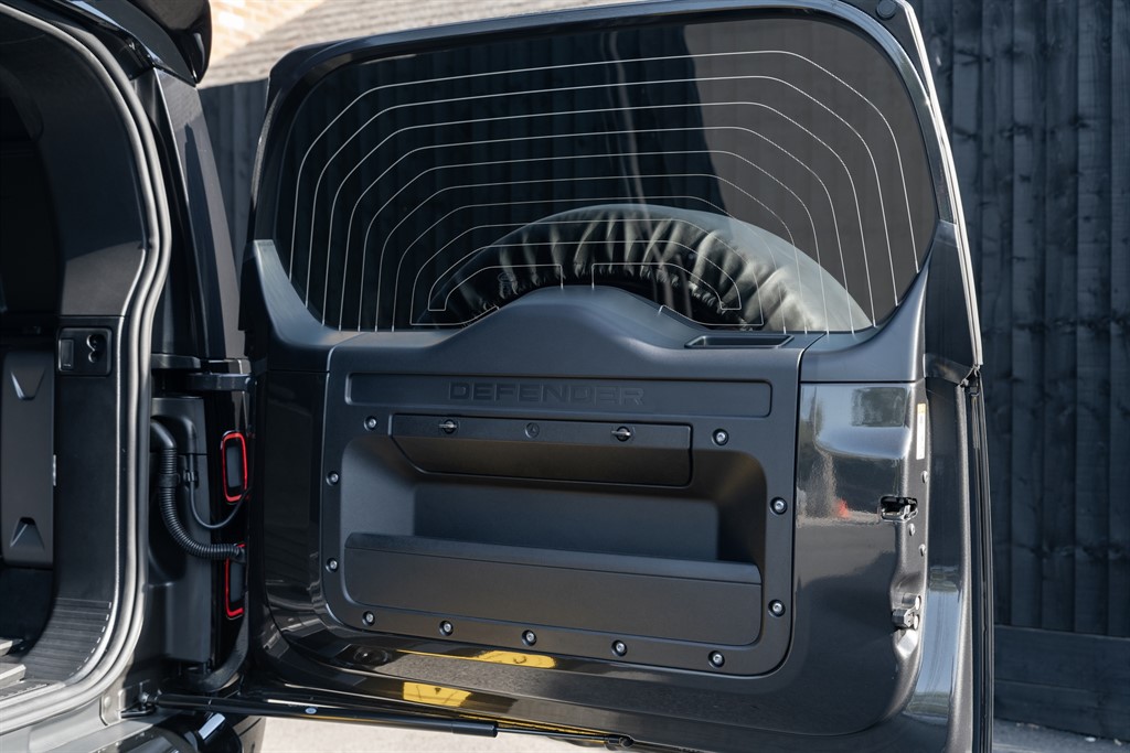 Used Land Rover Defender 110 2026 for sale - 78212167: Photo 64