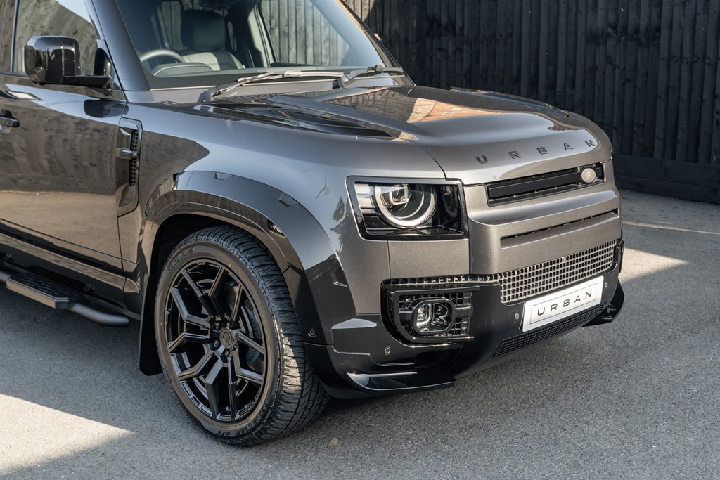 Used Land Rover Defender 110 2026 for sale - 78212167: Photo 8