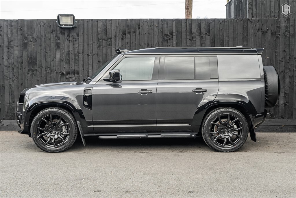 Used Land Rover Defender 110 2026 for sale - 78089094: Photo 3