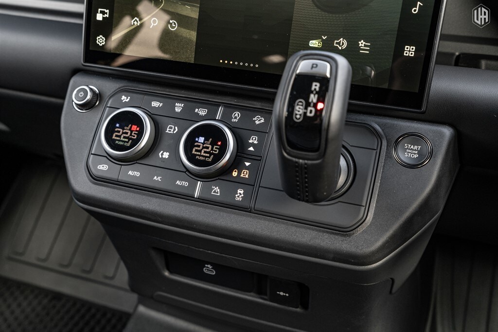 Used Land Rover Defender 110 2026 for sale - 78089094: Photo 51