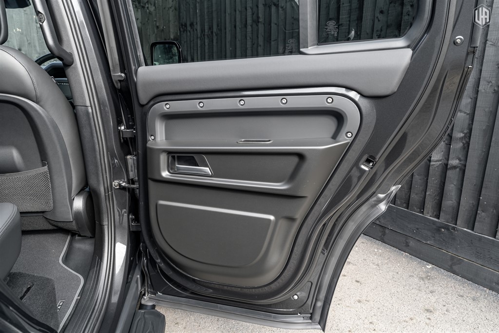 Used Land Rover Defender 110 2026 for sale - 78089094: Photo 57