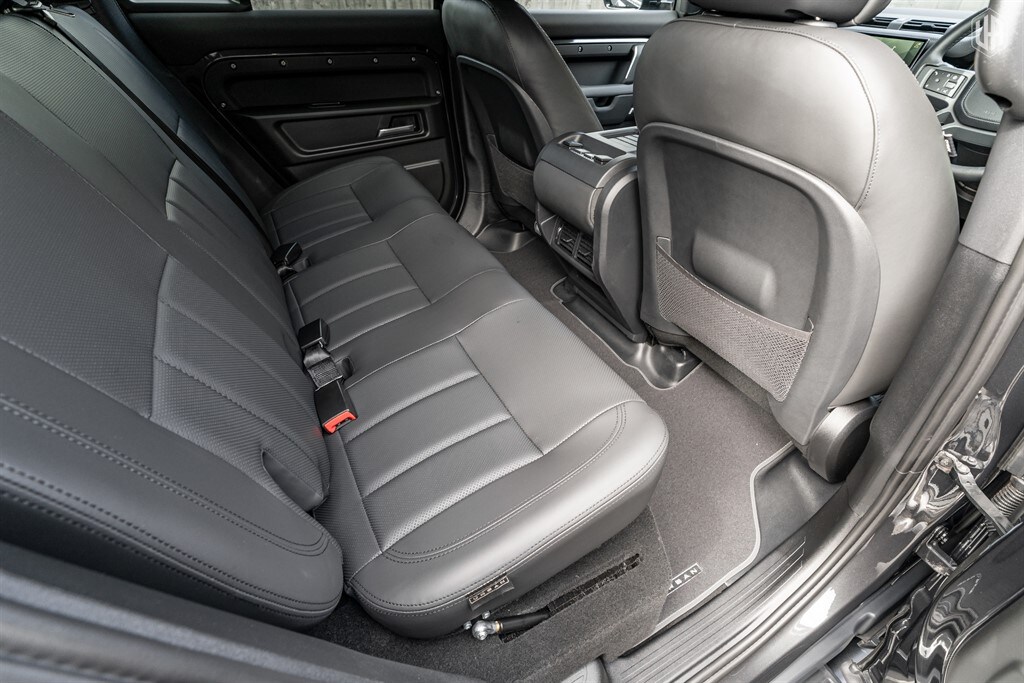 Used Land Rover Defender 110 2026 for sale - 78089094: Photo 59