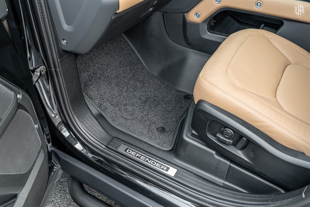 Used Land Rover Defender 110 2025 for sale - 77910110: Photo 34