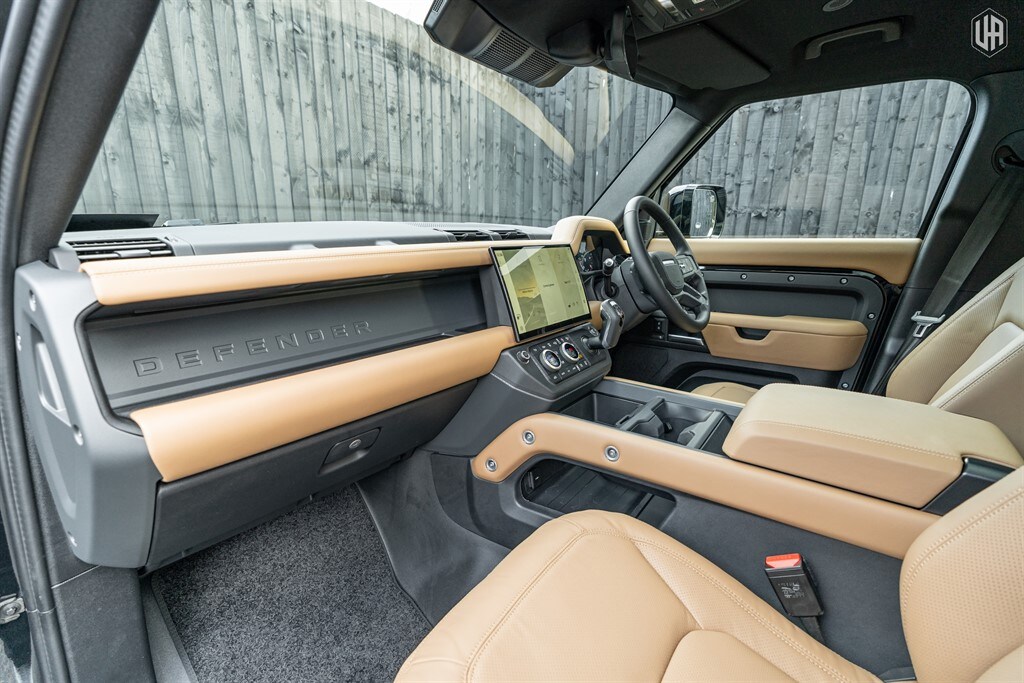 Used Land Rover Defender 110 2025 for sale - 77910110: Photo 35