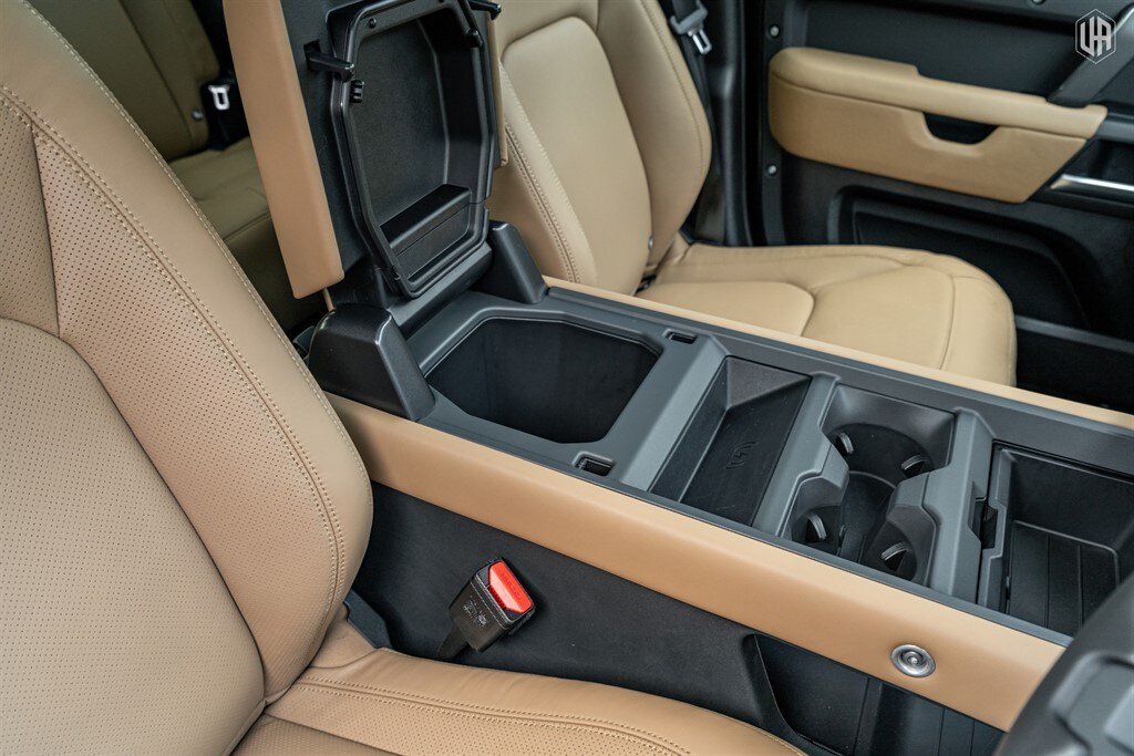 Used Land Rover Defender 110 2025 for sale - 77910110: Photo 41