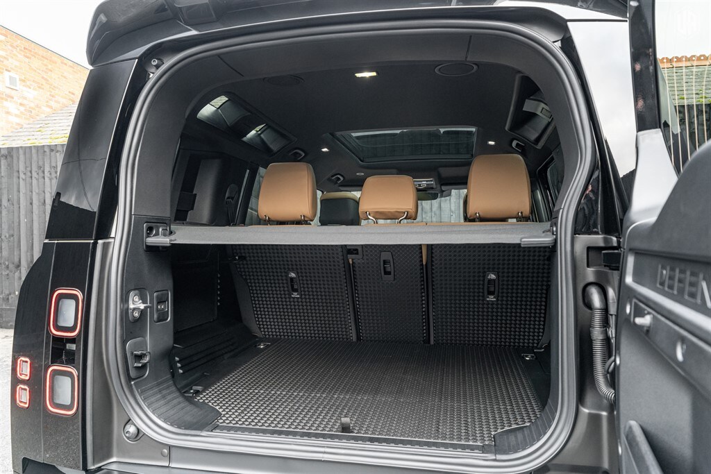 Used Land Rover Defender 110 2025 for sale - 77910110: Photo 64