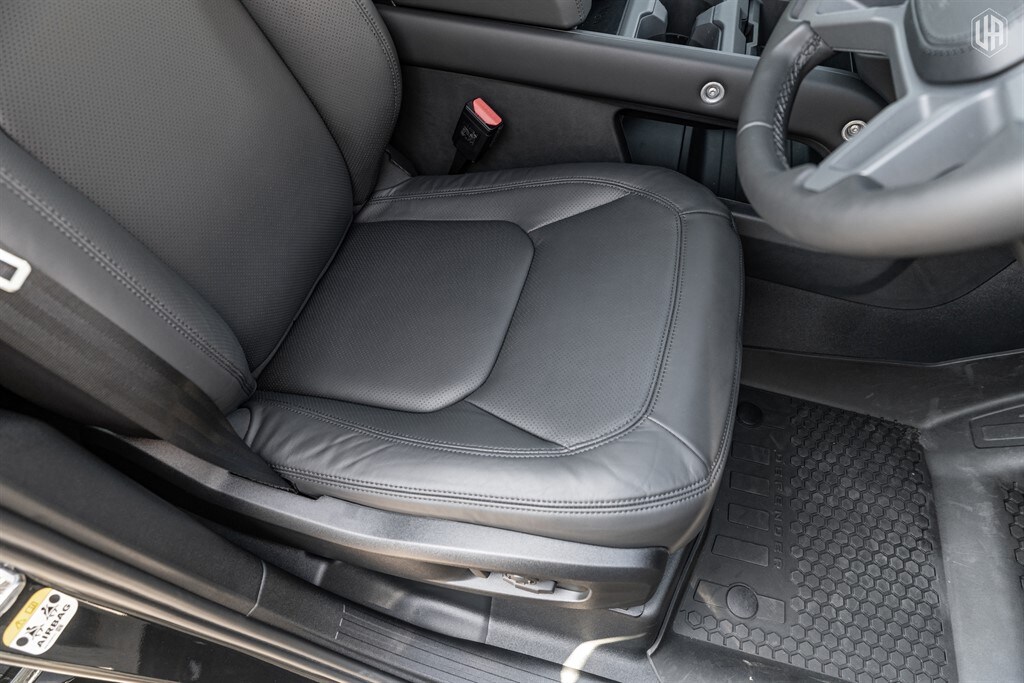 Used Land Rover Defender 110 2026 for sale - 77965542: Photo 39