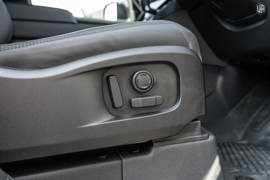 Used Land Rover Defender 110 2026 for sale - 77965542: Photo 40