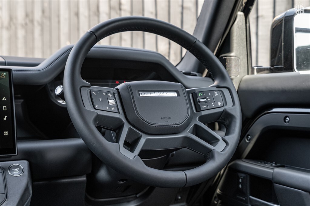 Used Land Rover Defender 110 2026 for sale - 77965542: Photo 44