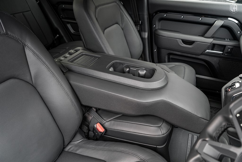 Used Land Rover Defender 110 2025 for sale - 77910096: Photo 41