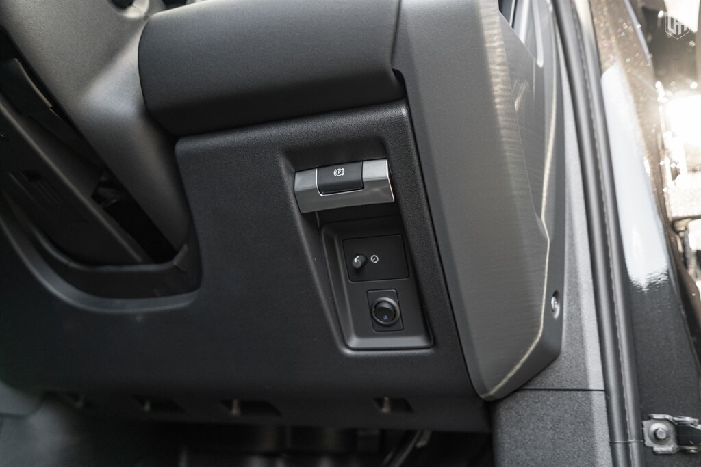 Used Land Rover Defender 90 2026 for sale - 77910076: Photo 58