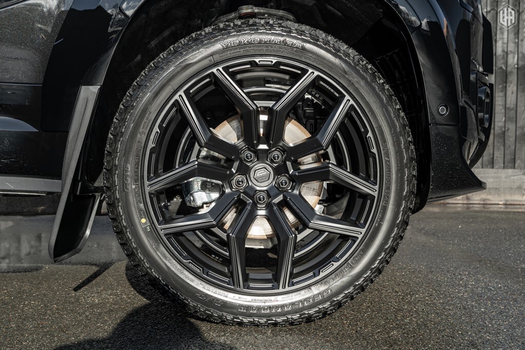 Used Land Rover Defender 90 2026 for sale - 77910076: Photo 6