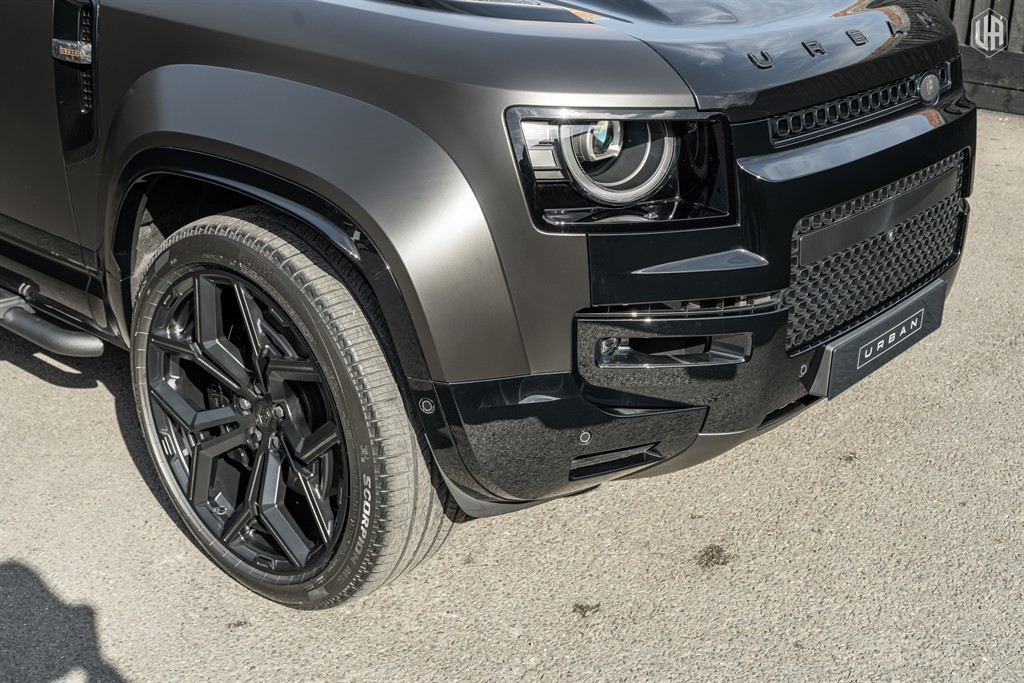 Used Land Rover Defender 110 2026 for sale - 77918280: Photo 14