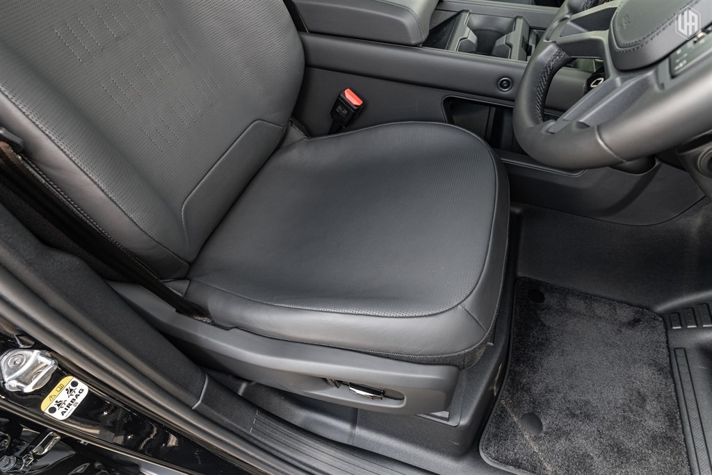 Used Land Rover Defender 110 2026 for sale - 77918280: Photo 38