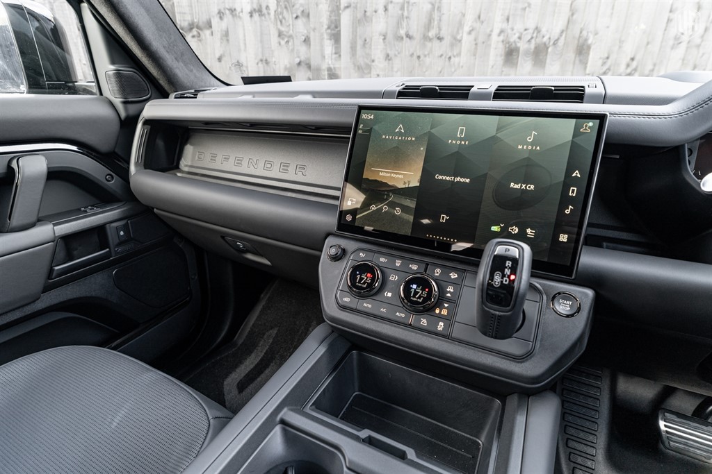 Used Land Rover Defender 110 2026 for sale - 77918280: Photo 47