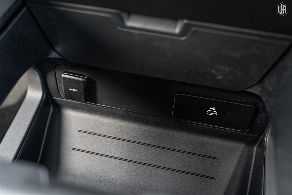 Used Land Rover Defender 110 2026 for sale - 77918280: Photo 56