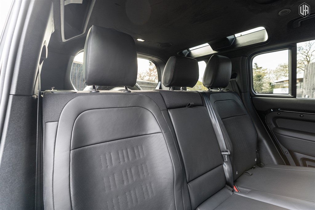 Used Land Rover Defender 110 2026 for sale - 77918280: Photo 60