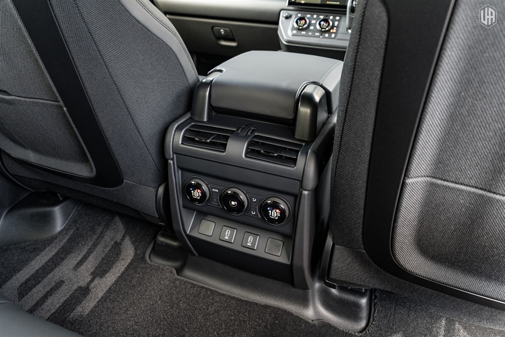 Used Land Rover Defender 110 2026 for sale - 77918280: Photo 63