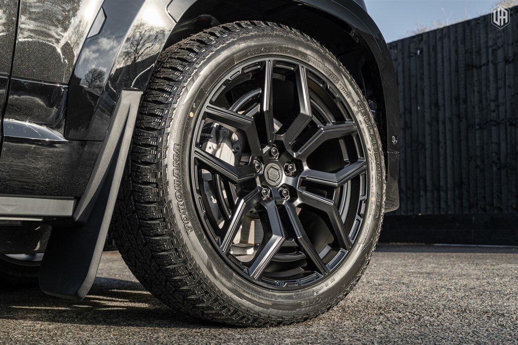 Used Land Rover Defender 110 2025 for sale - 77910097: Photo 6