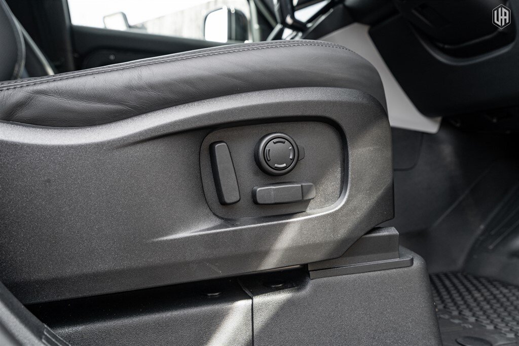 Used Land Rover Defender 110 2026 for sale - 77910108: Photo 39