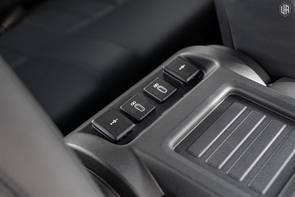 Used Land Rover Defender 110 2026 for sale - 77910108: Photo 42