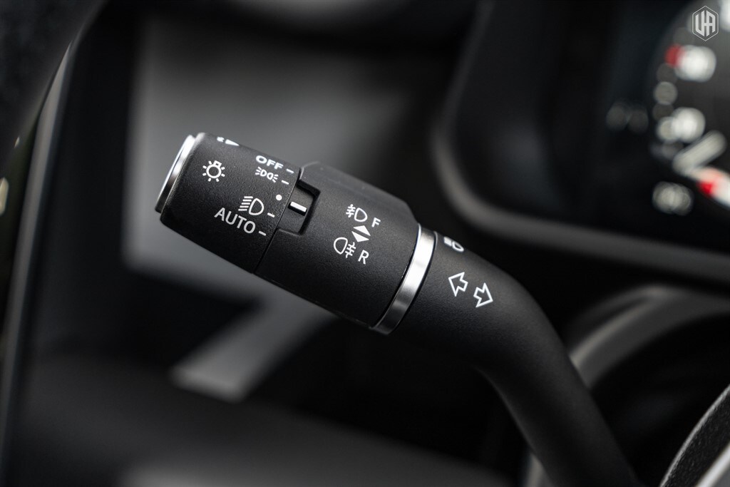 Used Land Rover Defender 110 2026 for sale - 77910108: Photo 46