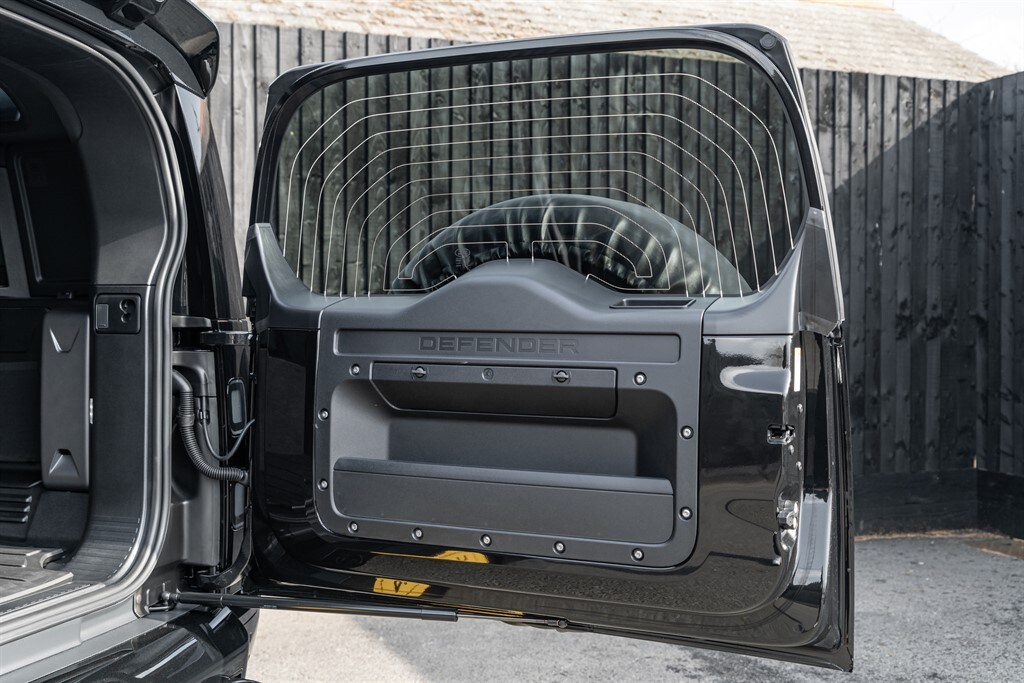 Used Land Rover Defender 110 2026 for sale - 77910108: Photo 64