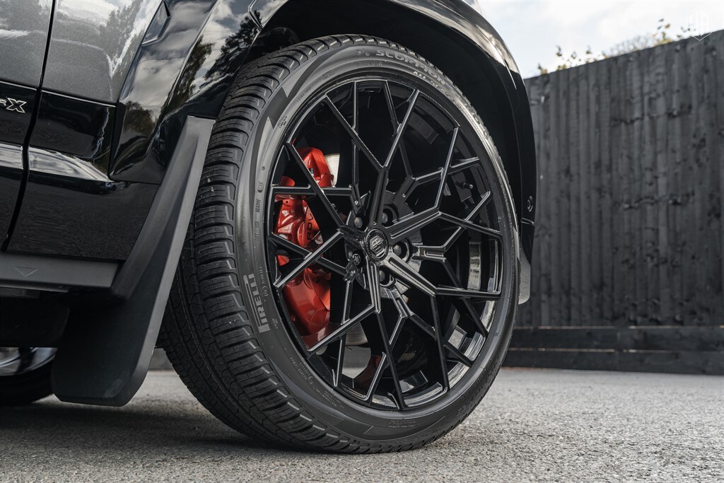 Used Land Rover Defender 110 2025 for sale - 77910105: Photo 18