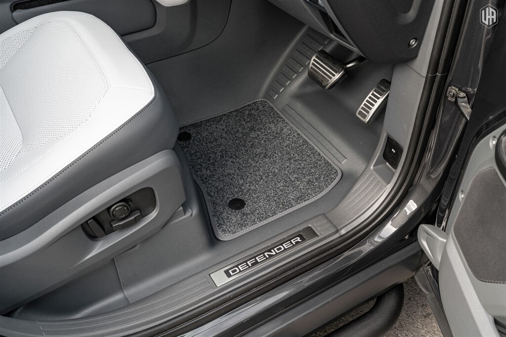 Used Land Rover Defender 110 2025 for sale - 77910105: Photo 35