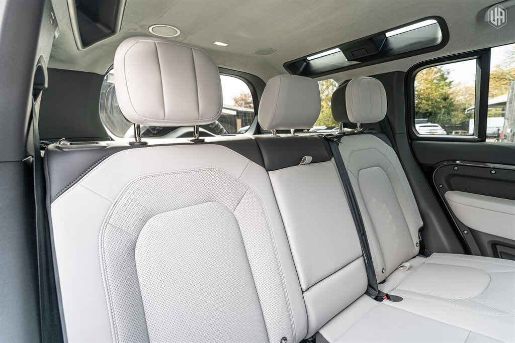 Used Land Rover Defender 110 2025 for sale - 77910105: Photo 64