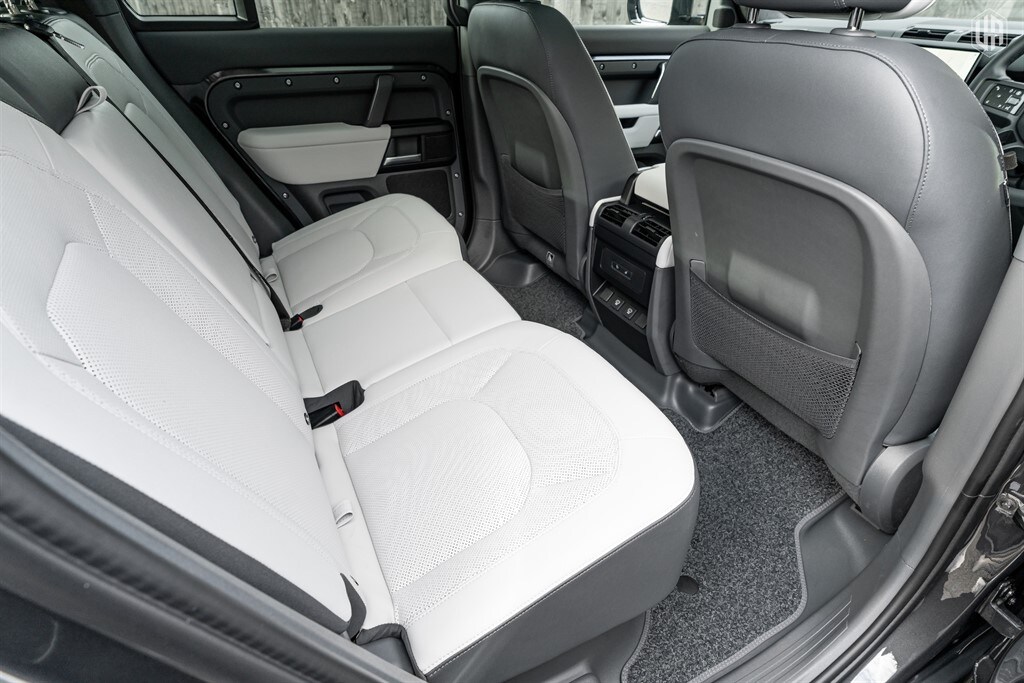 Used Land Rover Defender 110 2025 for sale - 77910105: Photo 66