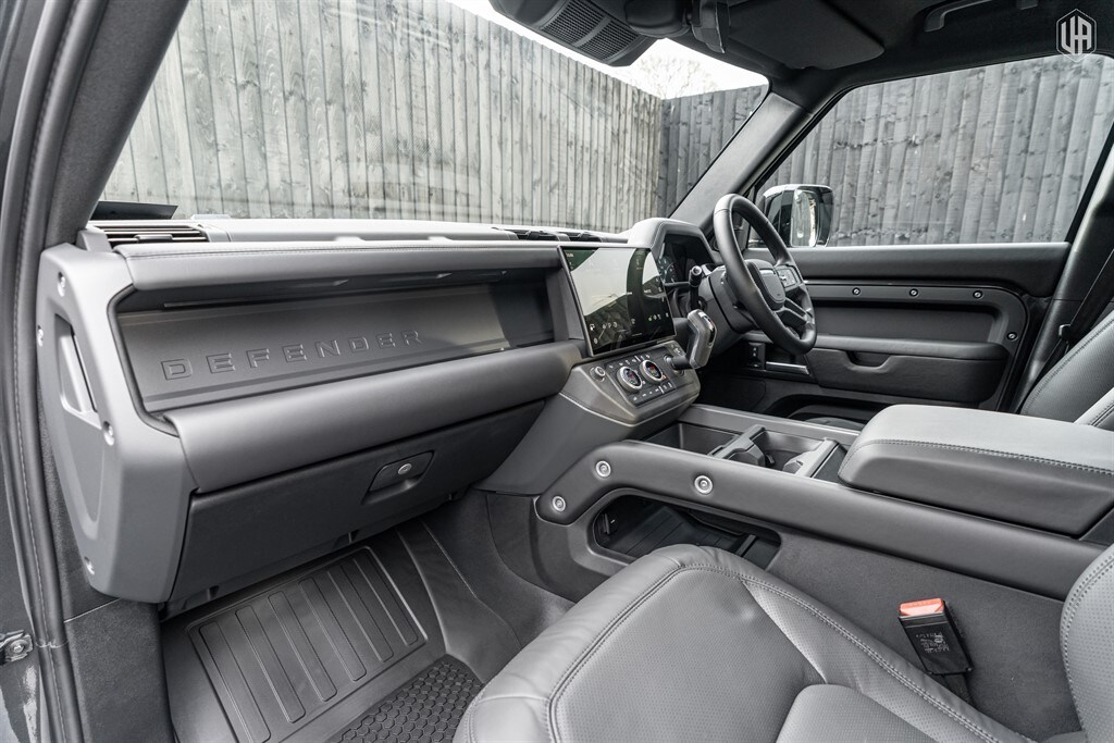 Used Land Rover Defender 110 2025 for sale - 77910098: Photo 36