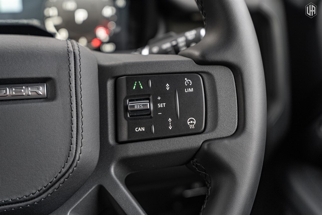 Used Land Rover Defender 110 2025 for sale - 77910098: Photo 45