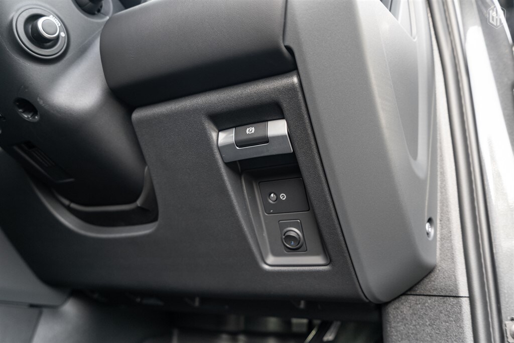 Used Land Rover Defender 110 2025 for sale - 77910098: Photo 58