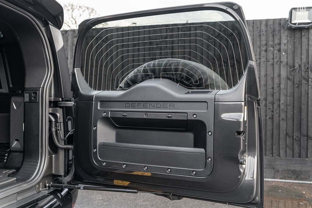 Used Land Rover Defender 110 2025 for sale - 77910098: Photo 67