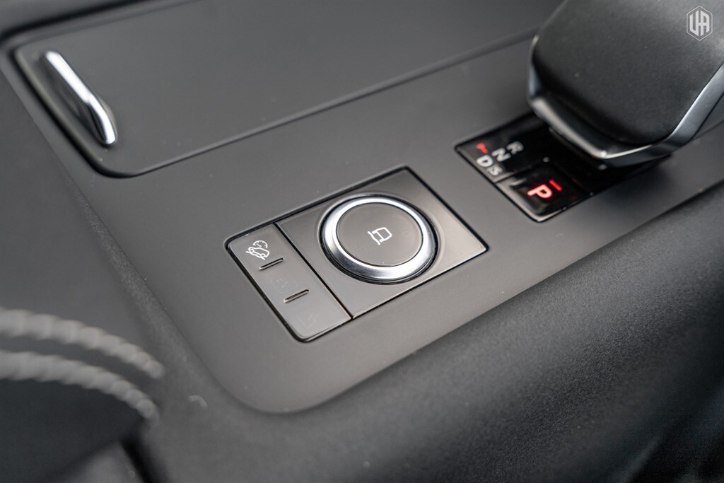 Used Land Rover Discovery 2023 for sale - 77910112: Photo 54