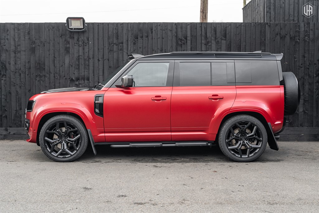 Used Land Rover Defender 110 2025 for sale - 77910087: Photo 3