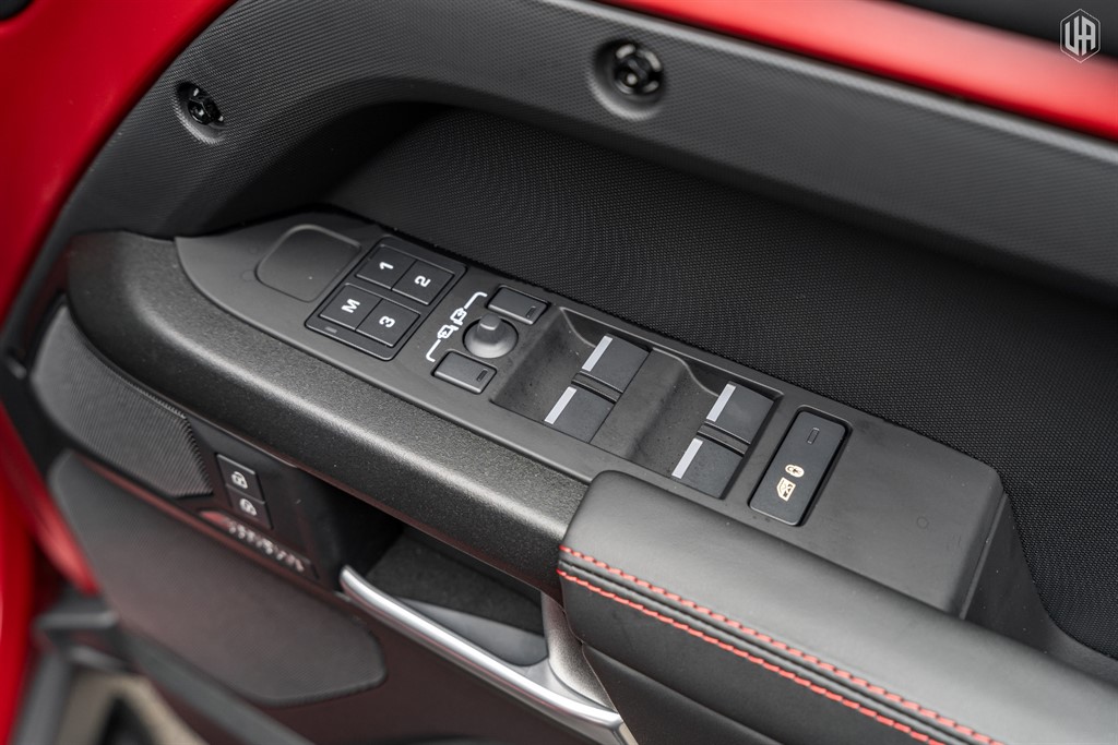 Used Land Rover Defender 110 2025 for sale - 77910087: Photo 36