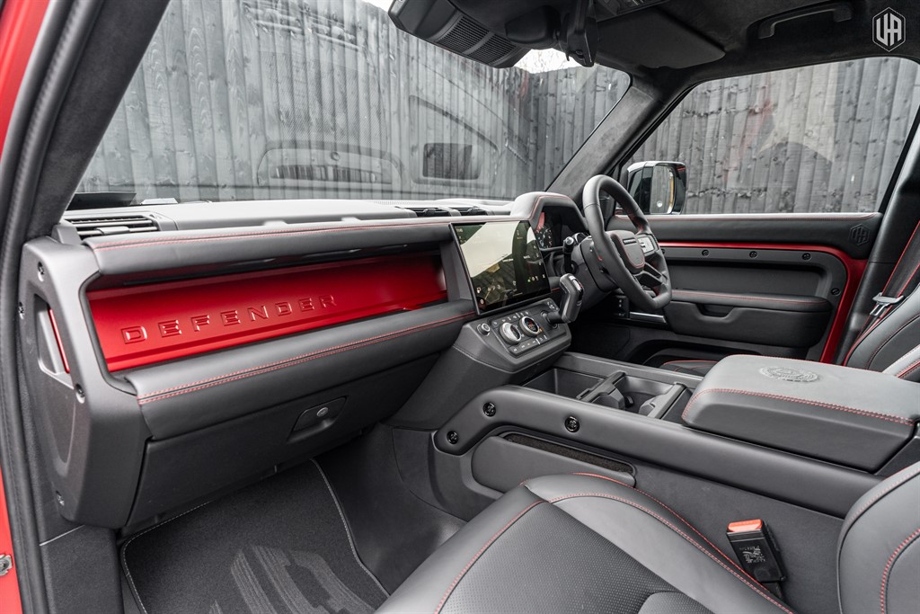 Used Land Rover Defender 110 2025 for sale - 77910087: Photo 40