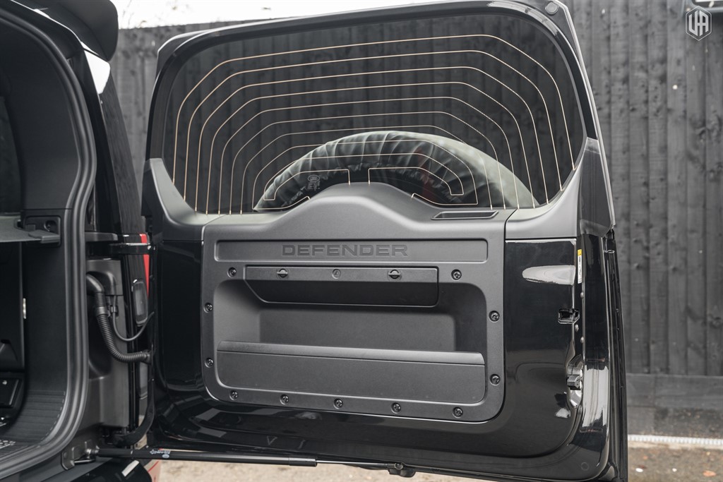 Used Land Rover Defender 110 2025 for sale - 77910087: Photo 77