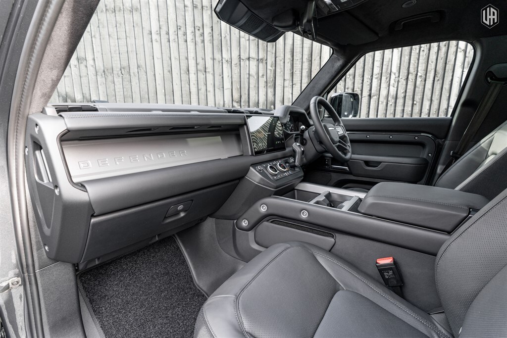 Used Land Rover Defender 110 2025 for sale - 77910114: Photo 36