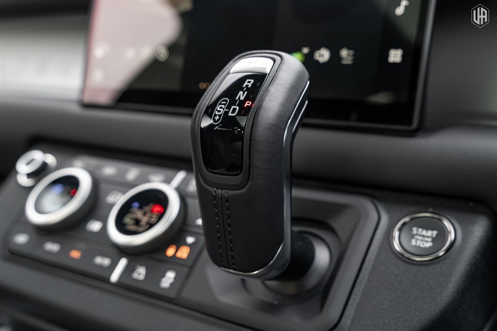 Used Land Rover Defender 110 2025 for sale - 77910114: Photo 56