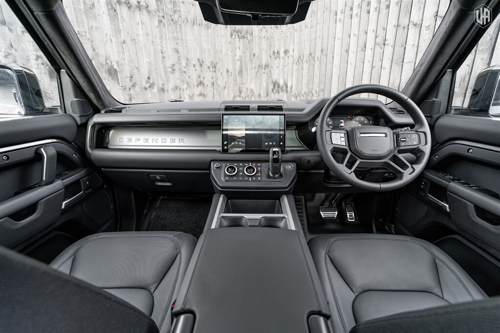 Used Land Rover Defender 110 2025 for sale - 77910114: Photo 8